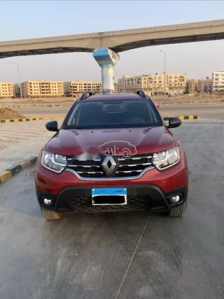 رينو داستر 2023 أبيض مستعملة للبيع