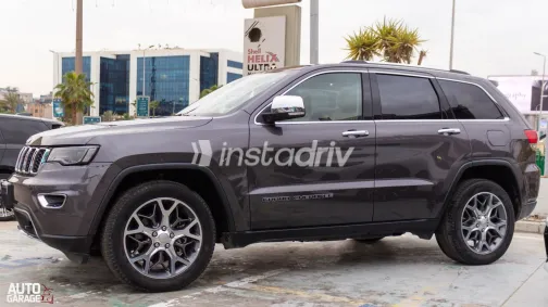 Jeep Grand Cherokee 2022 White Used for Sale - 1