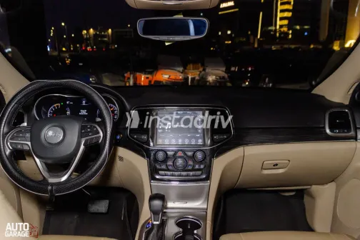 Jeep Grand Cherokee 2022 White Used for Sale - 9