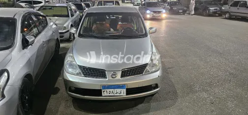 Nissan Tiida 2006 White Used for Sale - 2