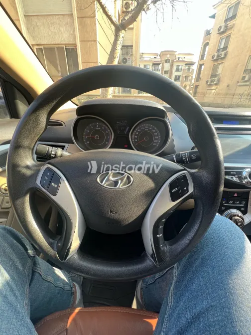 Hyundai Elantra HD 2012 White Used for Sale - 1