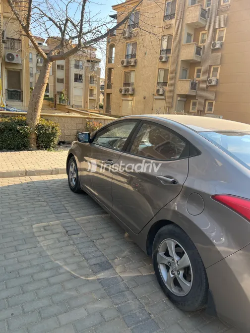 Hyundai Elantra HD 2012 White Used for Sale - 5