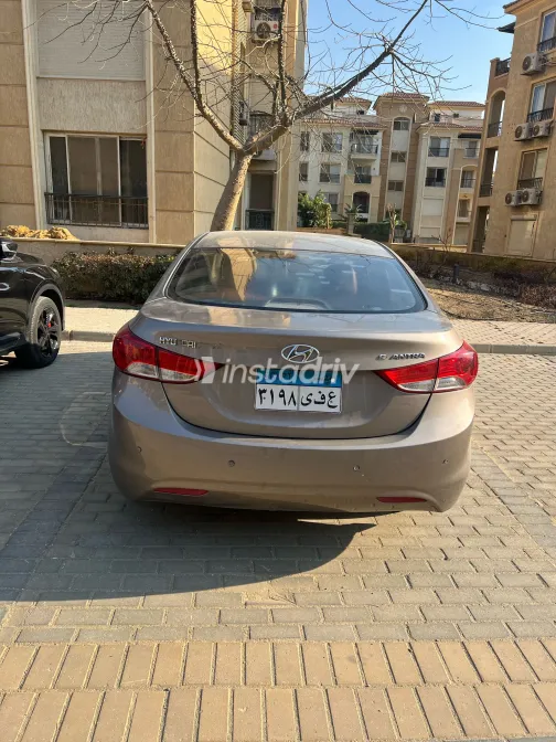 Hyundai Elantra HD 2012 White Used for Sale - 9