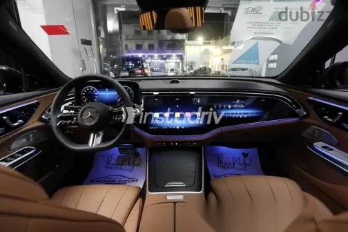 مرسيدس E 200 2025 أسود جديدة للبيع - 8