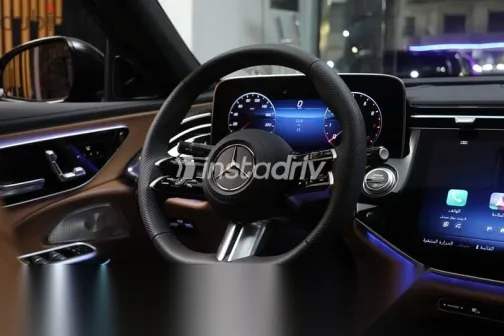 مرسيدس E 200 2025 أسود جديدة للبيع - 9