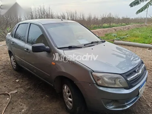 لادا جرانتا 2016 فضي مستعملة للبيع - 4