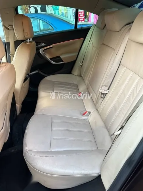 Opel Insignia 2014 Brown Used for Sale - 10