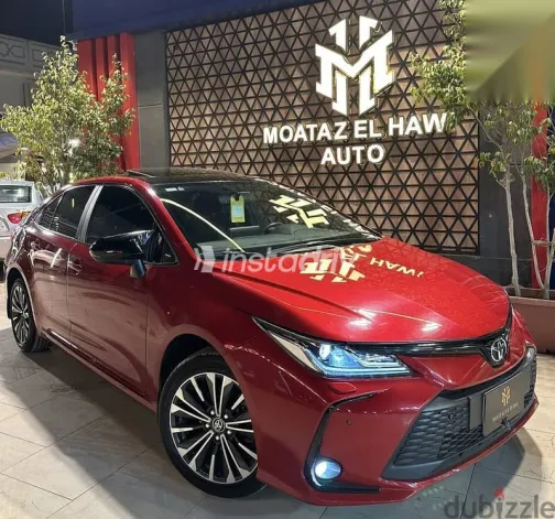 Toyota Corolla 2024 Burgundy Used for Sale - 1