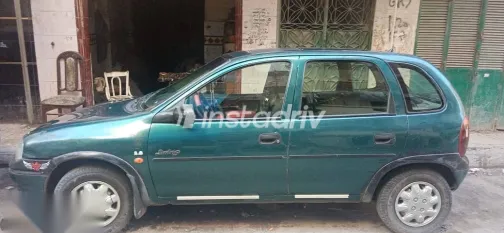 اوبل كورسا 1997 أخضر مستعملة للبيع - 3