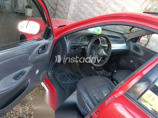 دايو لانوس 2004 أحمر مستعملة للبيع - 4