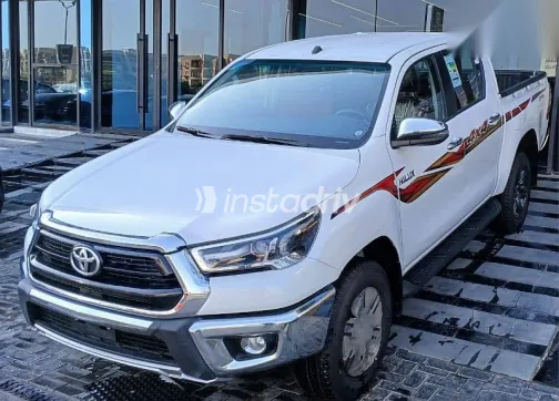 تويوتا هايلكس 2025 أبيض جديدة للبيع - 6