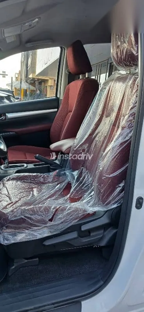 تويوتا هايلكس 2025 أبيض جديدة للبيع - 10