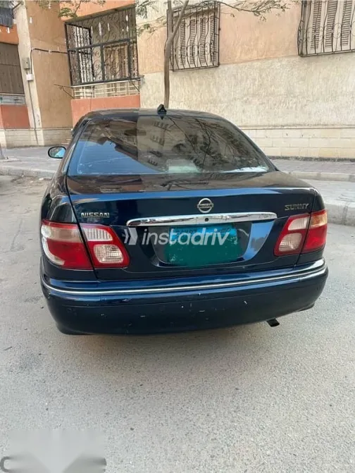 نيسان صنى 2002 أزرق غامق مستعملة للبيع - 4