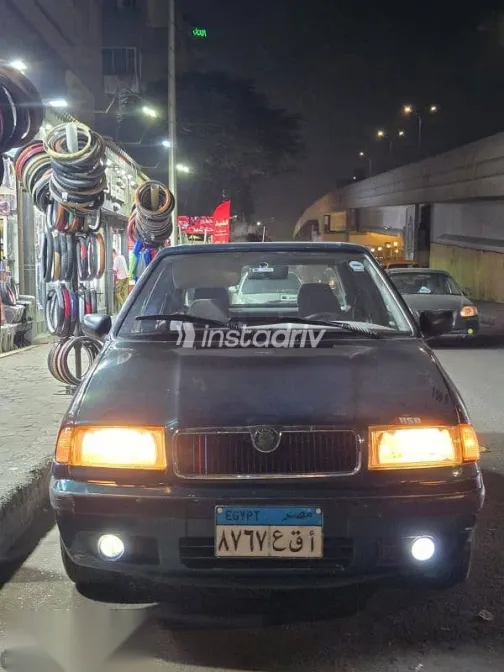 سكودا فيليشيا 1998 أخضر مستعملة للبيع - 1