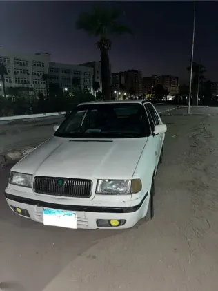 سكودا فيليشيا 1999 أبيض مستعملة للبيع
