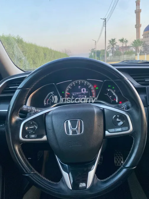 Honda Civic 2021 White Used for Sale - 1