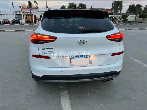 هيونداي توسان 2020 أبيض مستعملة للبيع - 4