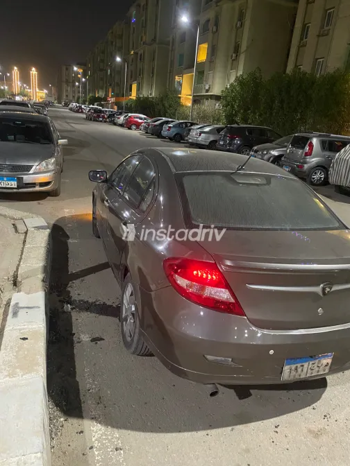 بروتون بيرسونا 2015 أبيض مستعملة للبيع - 2