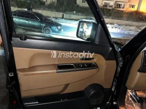 جيب شيروكي 2013 أسود مستعملة للبيع - 3