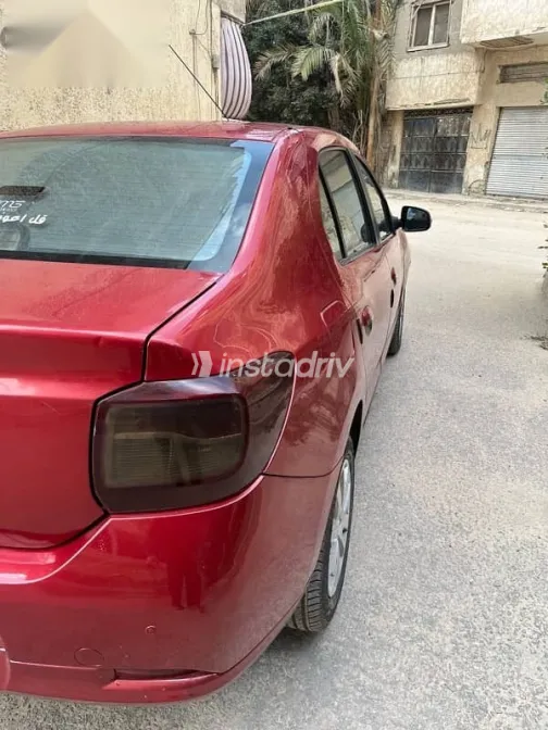 Renault Logan 2017 Red Used for Sale - 6