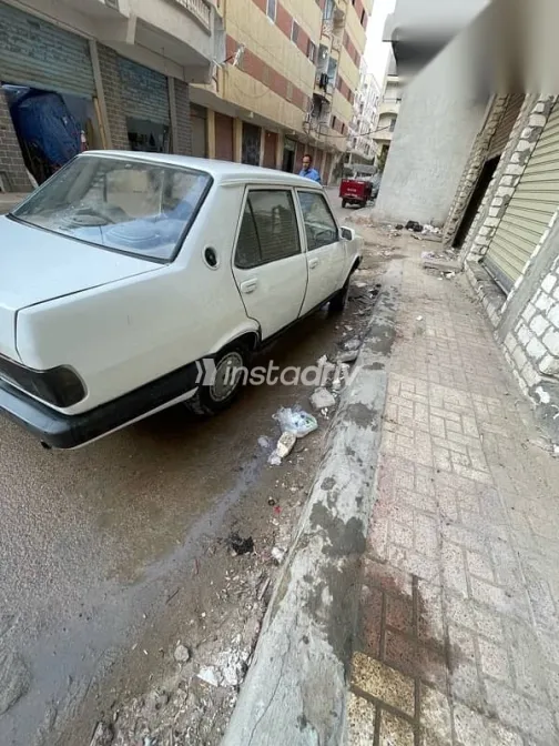 فيات شاهين 2000 أبيض مستعملة للبيع - 3