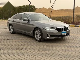 BMW 520 2023 Gray Used for Sale
