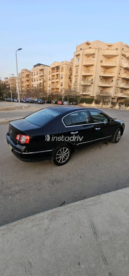 Volkswagen Passat 2008 White Used for Sale - 3