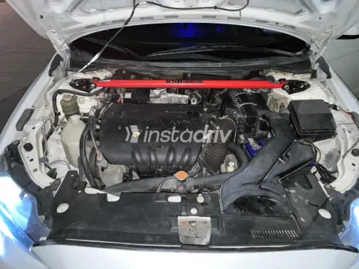 ميتسوبيشي لانسر 2014 أبيض مستعملة للبيع - 4