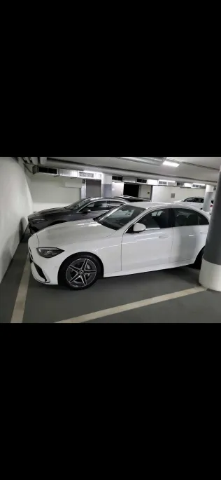 مرسيدس C 180 2022 أبيض مستعملة للبيع