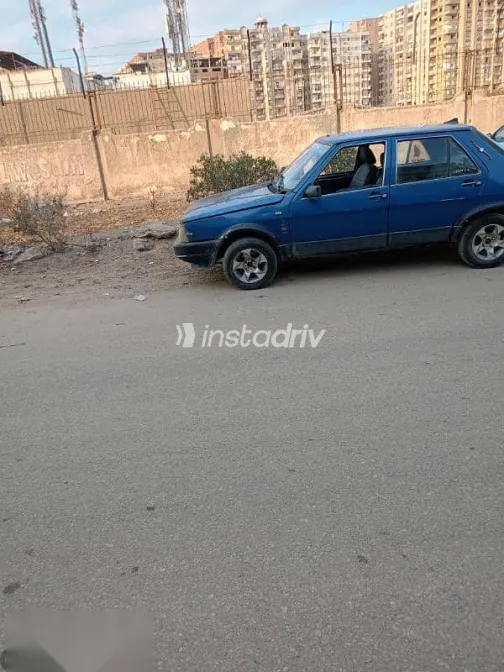 فيات ريجاتا 1986 أزرق غامق مستعملة للبيع - 5