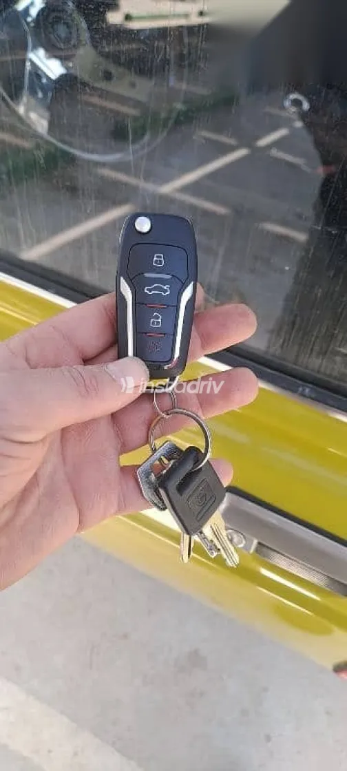 فيات 128 1975 أصفر مستعملة للبيع - 5