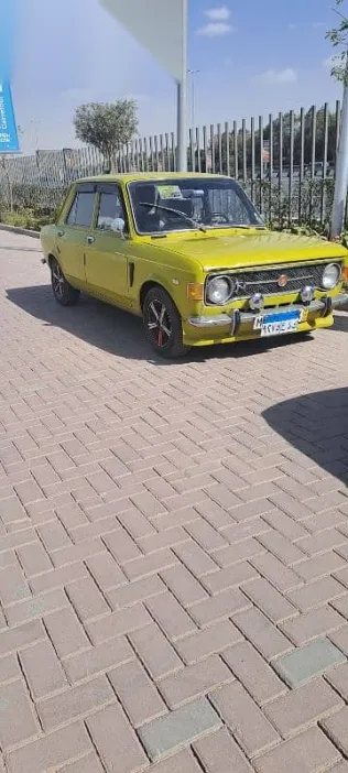 فيات 128 1975 أصفر مستعملة للبيع