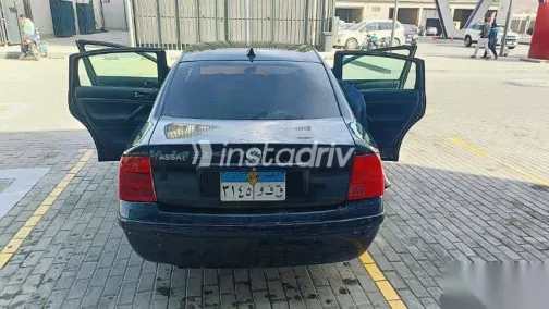 Volkswagen Passat 2000 Black Used for Sale - 5