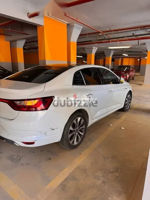Renault Megane 2023 White Used for Sale - 1