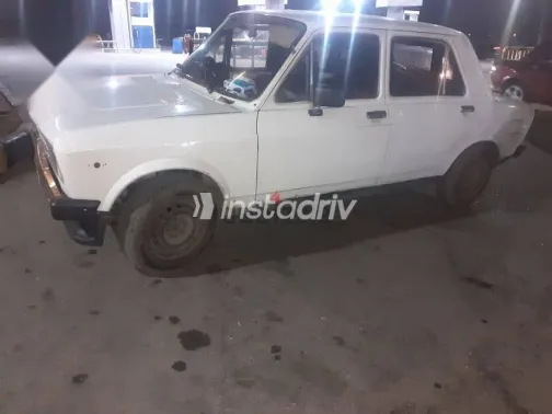 فيات 128 1987 أبيض مستعملة للبيع - 3