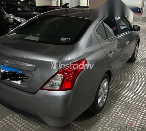 Nissan Sunny 2026 Gray Used for Sale - 3