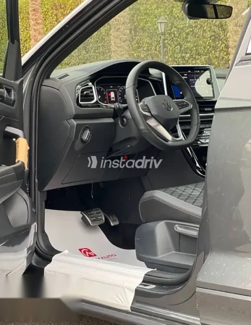 فولكس فاغن تي روك 2026 فضي جديدة للبيع - 8