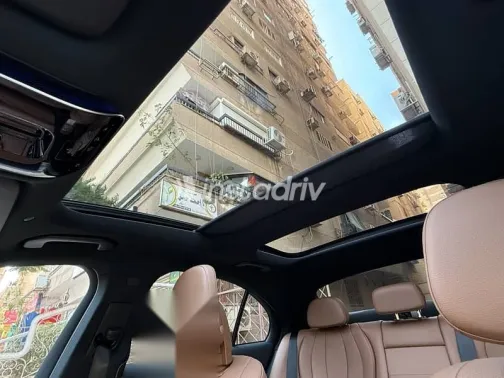 مرسيدس E 300 2025 أسود جديدة للبيع - 3