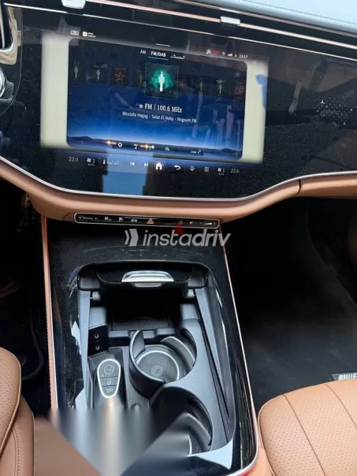 مرسيدس E 300 2025 أسود جديدة للبيع - 7