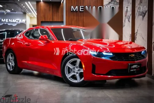 شيفروليه كمارو 2023 أحمر مستعملة للبيع - 2