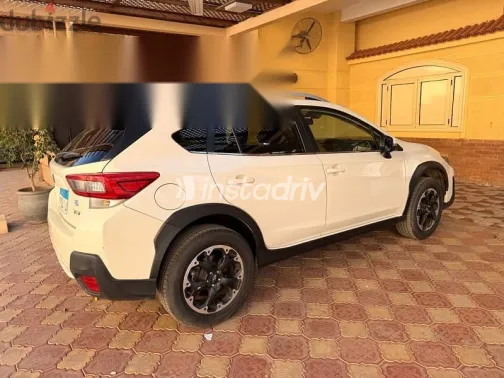 سوبارو XV 2021 أبيض مستعملة للبيع - 4