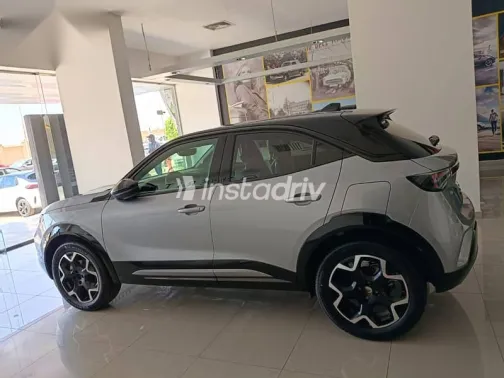 اوبل موكا 2026 رمادي جديدة للبيع - 3