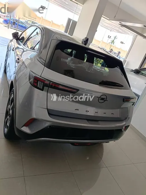اوبل موكا 2026 رمادي جديدة للبيع - 4
