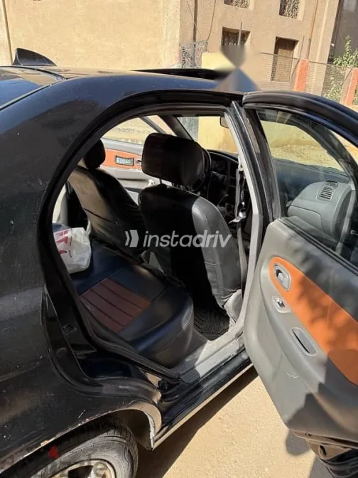 كيا سبكترا 2002 أسود مستعملة للبيع - 5