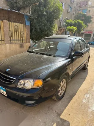 كيا سبكترا 2002 أسود مستعملة للبيع