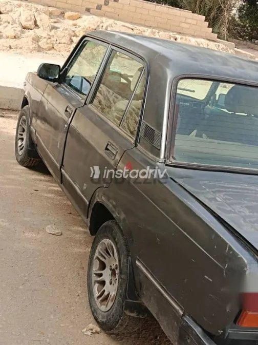 لادا 2107 2011 رمادي مستعملة للبيع - 1