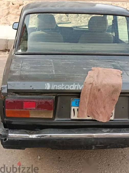 لادا 2107 2011 رمادي مستعملة للبيع - 2