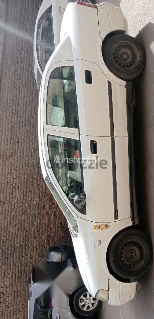 Opel Astra 2000 White Used for Sale - 2