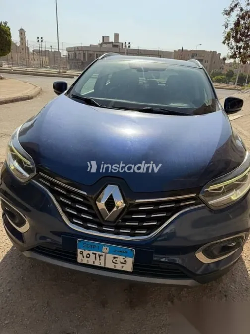 رينو كادجار 2022 أزرق غامق مستعملة للبيع - 1