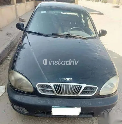 دايو لانوس 2001 أسود مستعملة للبيع - 1